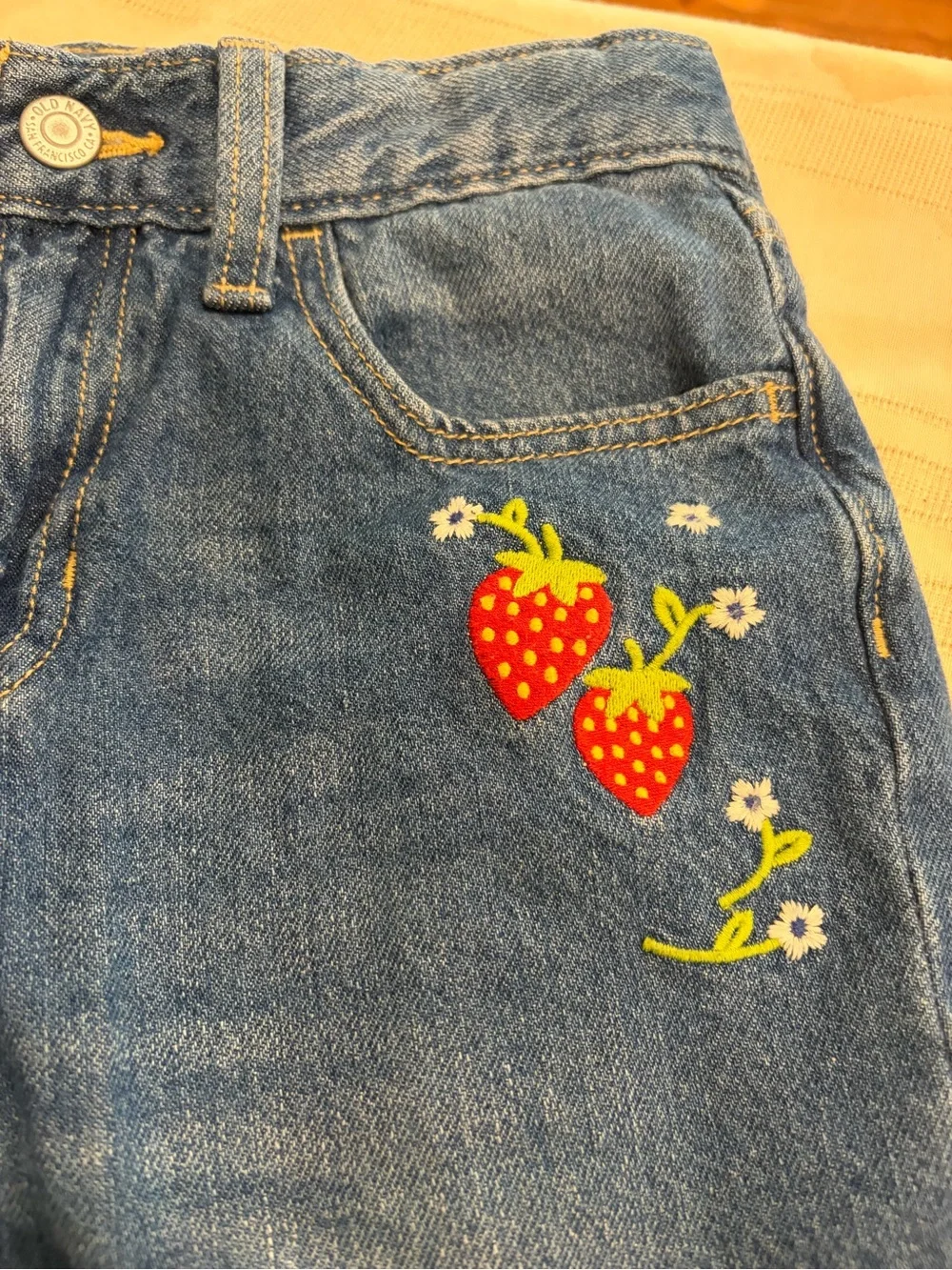Girls 10 Old Navy Blue Wide-Leg Jeans with Strawberry Embroidery